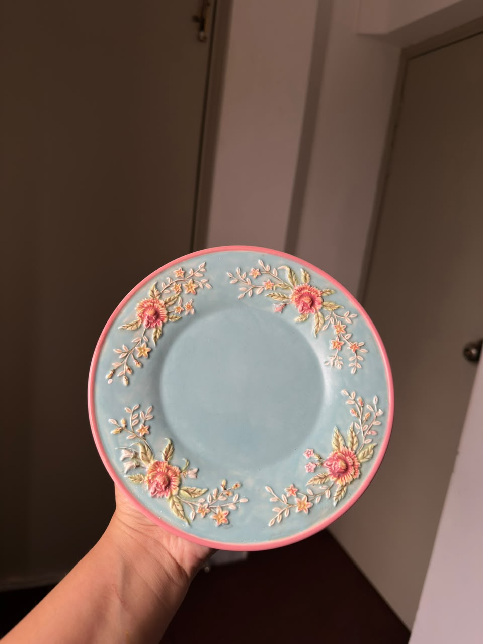 3D Floral Embossed Decorative Plate