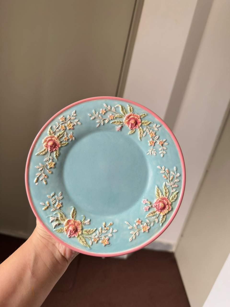 3D Floral Embossed Decorative Plate
